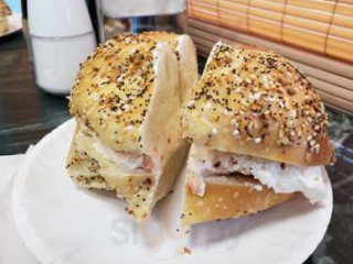 Boxcar Bagel And Deli