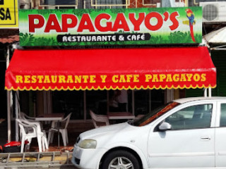 Y Café Papagayo's