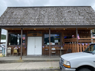 Headquarters Tavern