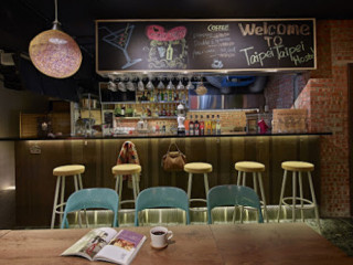 Tipsytaipei Cafe& Wēi Xūn Tái Běi