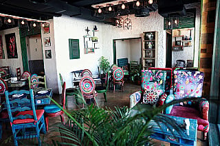 Asmahan Cafe