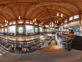 Bolton Dining Commons