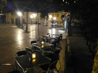 Café Pub El Plaza