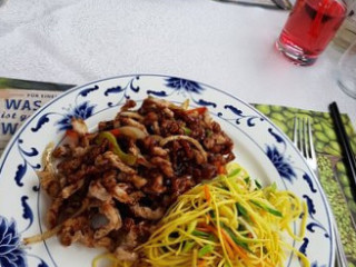 Qi Lin Chinese Restaurant