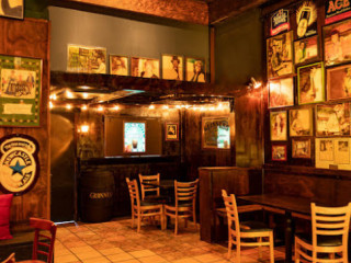 Molly Malones Irish Pub Import Room