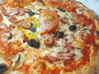 Pizza Dozzina,
