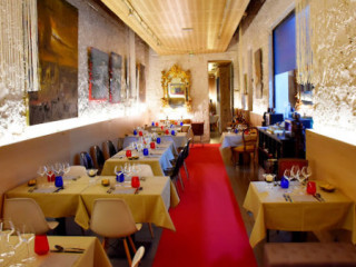 Restaurante Atelier 28 Lounge Bar Art Gallery