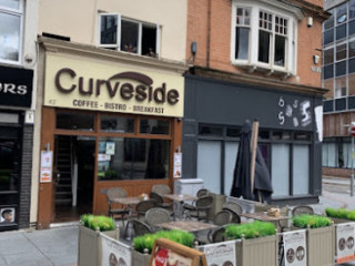 Curveside Bistro