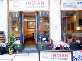 Amritsar Mail Indická Restaurace