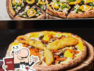 Charlie Brown Pizzeria