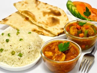 Indian Villa Curry-n-cakes