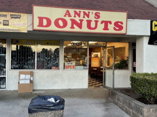Ann’s Donuts