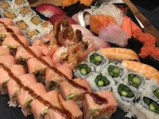 Sakana Sushi Japanese Cuisine
