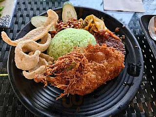 restaurant image