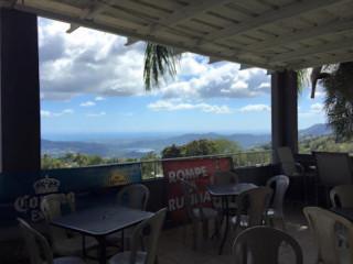 El Mangoito Sport &grill