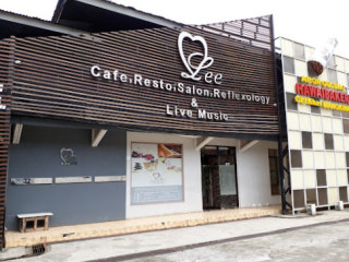 Lee Cafe