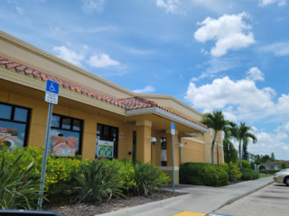 Pollo Tropical