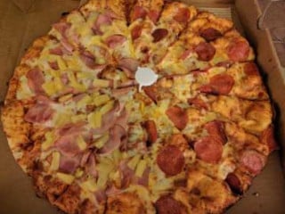 Round Table Pizza