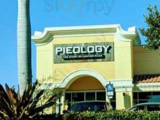Pieology Pizzeria, Miami, Fl