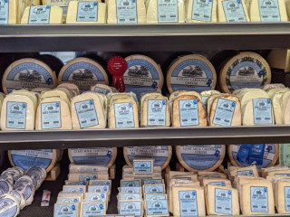 Carr Valley Cheese Store