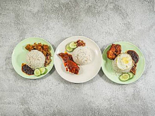 Nasi Lomak Milah Bestari