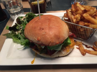 restaurant image