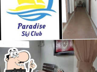 Paradise Ski Club
