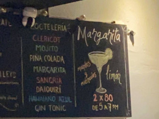 Café Neruda