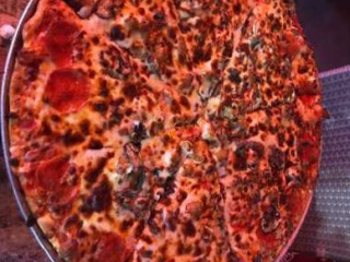 Red Zeppelin Pizza