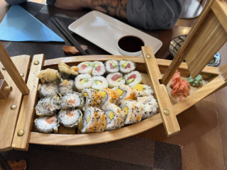 44 Sushi