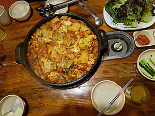 restaurant image