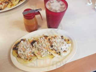 Pupusas Dona Lola