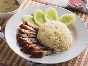 L-na Sufyan Chicken Rice Warong 2000