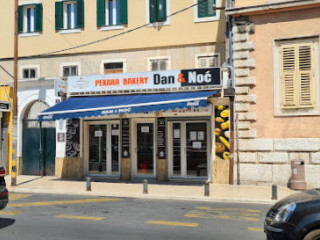 Dan I Noć