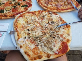Pizza-service Capri