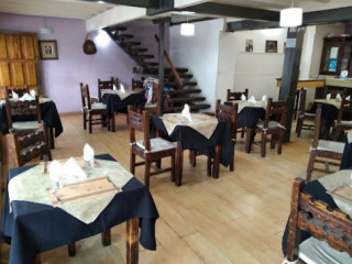 Colonial Cafe Resto