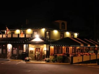 The Irish Inn At Glen Echo