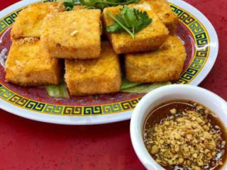 Hai Kee Soy Sauce Chicken Rice Changi