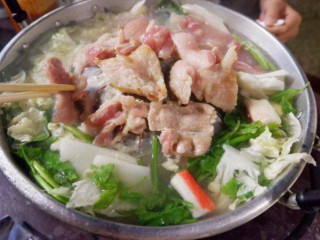 ริมทางหมูกระทะ