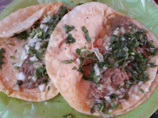 Tacos De Birria Don Chuy