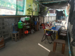 ร้านส้มตำปากกอง