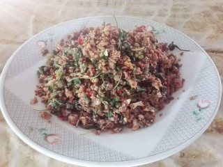 เจ๊ยุพิน อาหารป่า อาหารตามสั่ง