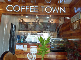 Coffee Town Calamba Halang