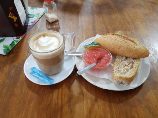 El Buen Cafe