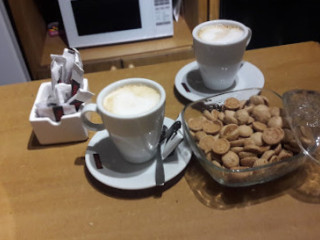 Le Bon Café
