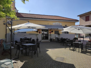 Trattoria In Piazzetta