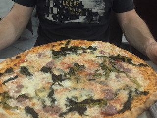Pizzeria La Nuova Forchetta