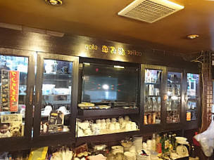 Coffee Shop Yì Mǎ Chē