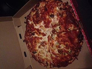 Tinys woodfired pizza