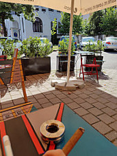 Artizan Urban Coffee Shop